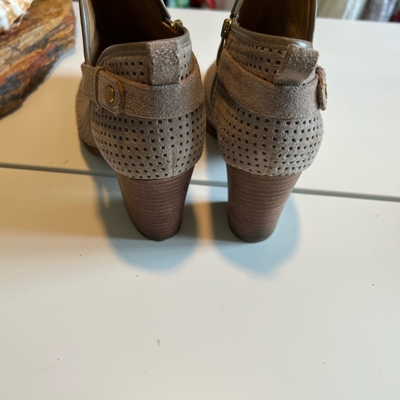 Franco Sarto boots 🥾 - Picture 4 of 10